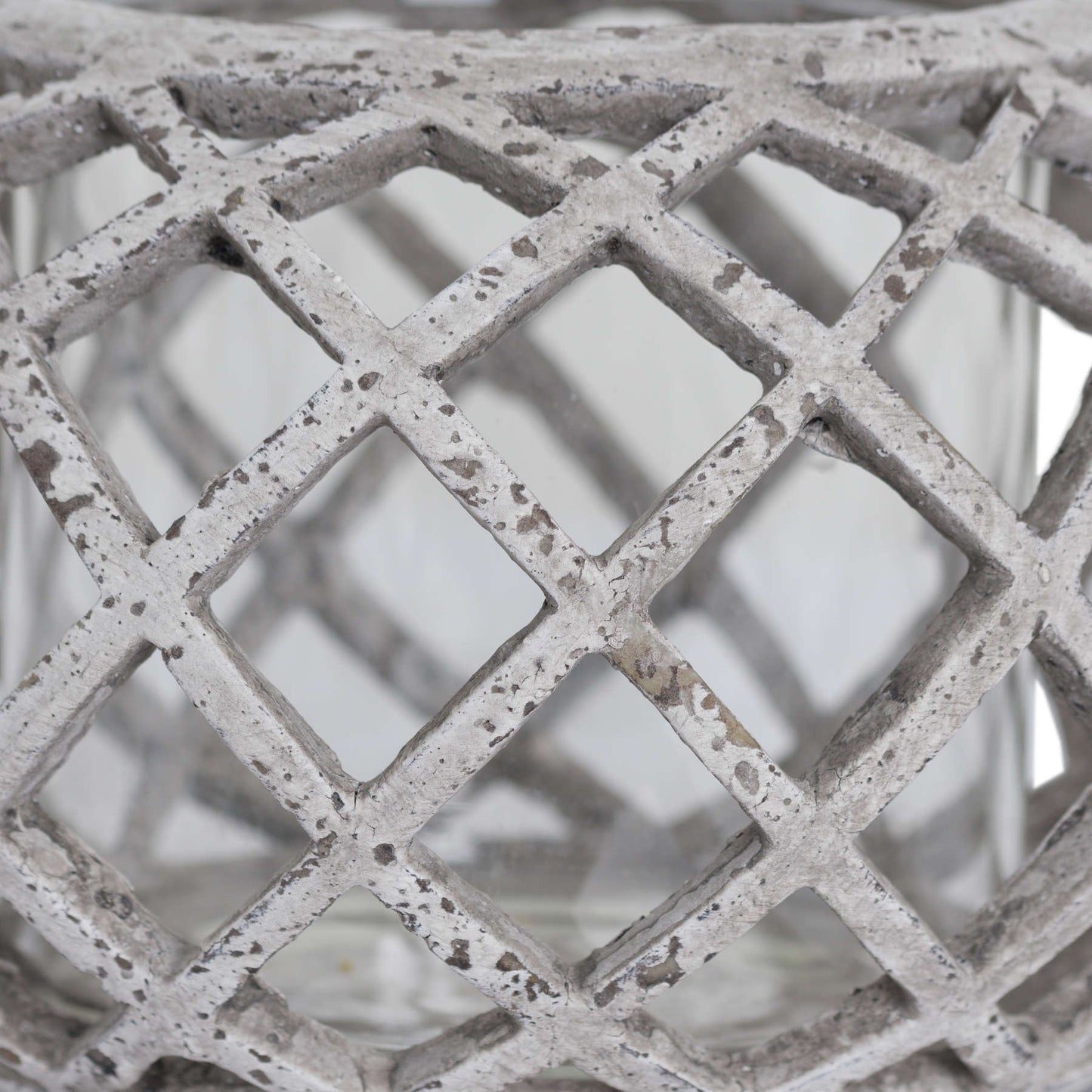 Round Ceramic Lattice Hurricane Lantern (17cm)