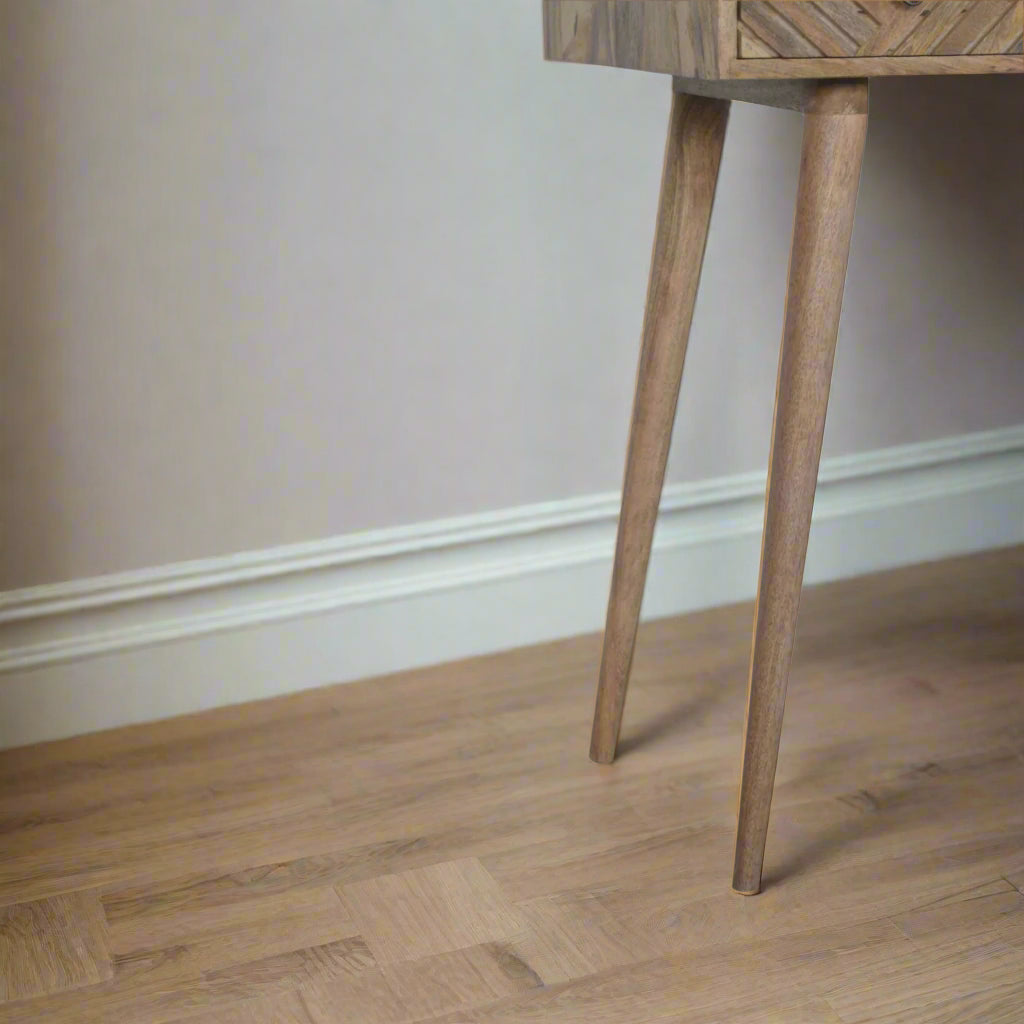 Lined carved dressing table, showcasing close up view of the nordic style legs