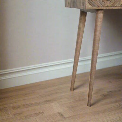 Lined carved dressing table, showcasing close up view of the nordic style legs